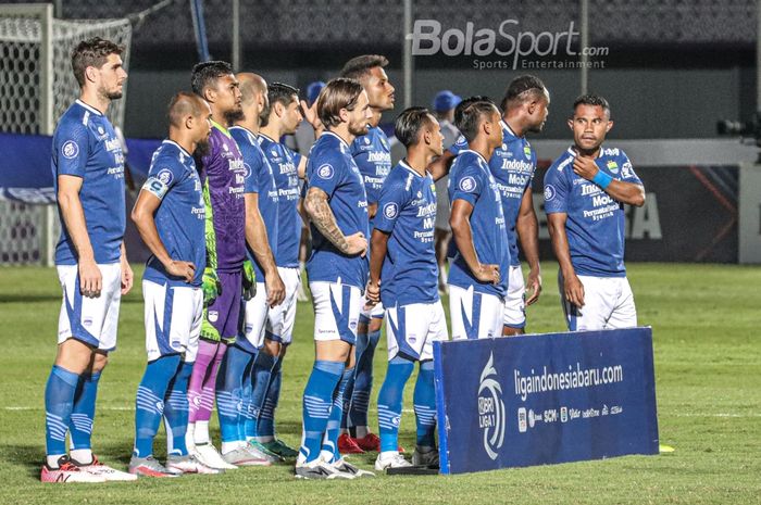 Skuat Persib Bandung sedang berfoto tim dalam laga pekan keempat Liga 1 2021 di Stadion Indomilk Arena, Tangerang, Banten, 23 September 2021.