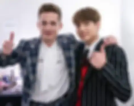 Charlie Puth dengan Jungkook BTS Saling Nge-Fans
