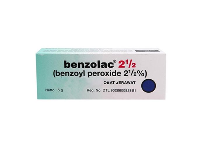 Obat jerawat benzolac.