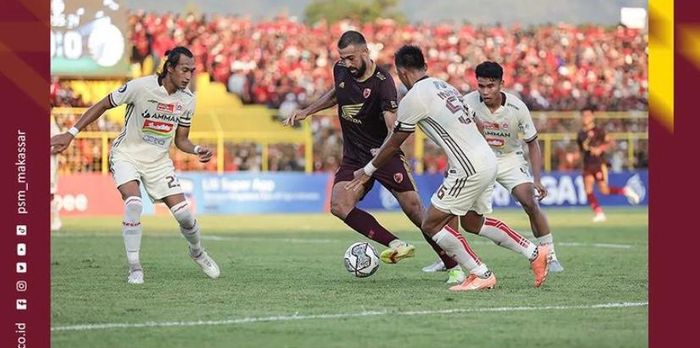 Laga pekan ketiga Liga 1 2022-2023 antara PSM Makassar vs Persija Jakarta digelar di Stadion B.J. Habibie, Pare-Pare, Sulawesi Selatan, Jumat (5/8/2022).  