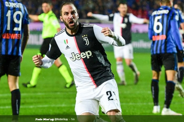 Ekspresi Gonzalo Higuain ketika sukses mencetak gol keduanya ke gawang Atalanta pada laga pekan ke-13 Liga Italia, Sabtu (23/11/2019).