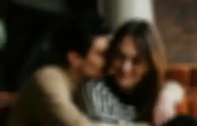 Kenali 5 Tanda Perempuan Ingin Lakukan Hubungan Intim, Suami Wajib Tahu nih!