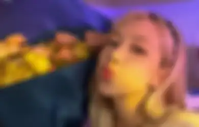 Seolah Kena Karma, Rose 'BLACKPINK' Diusik Hantu Saat Sedang Live?