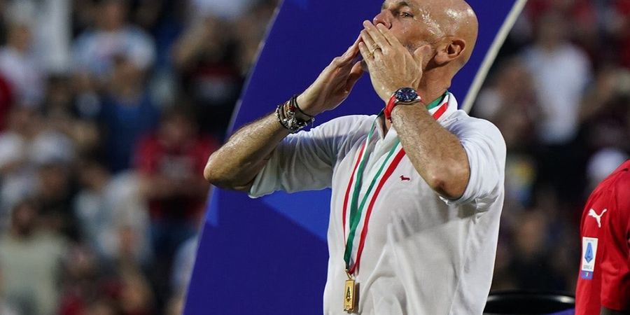 Ada Peran Ibu di Balik Keberhasilan Stefano Pioli Raih Trofi Pertama