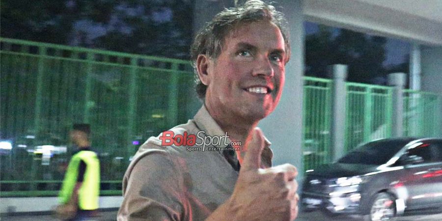 Cerita Alex Pastoor Pertama Kali Dengar Suara Adzan Dikira Orang Nyanyi