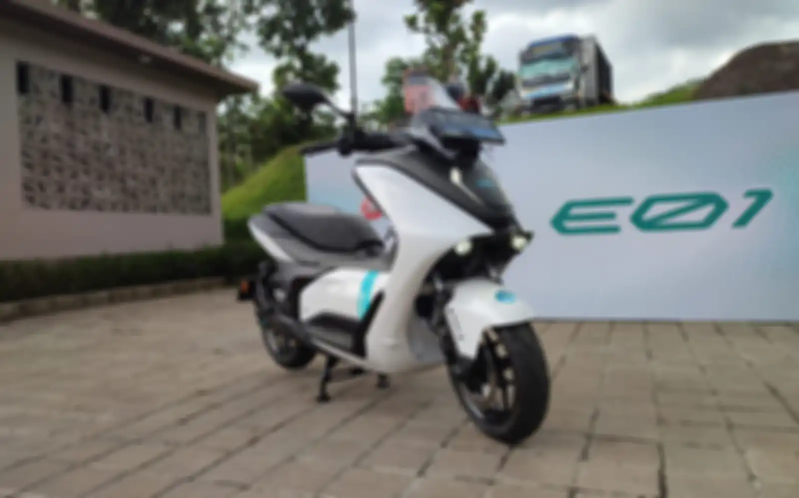 Motor listrik Yamaha E01 punya banyak peminat dan cocok dengan pasar Indonesia. Akan segera dijual nih?