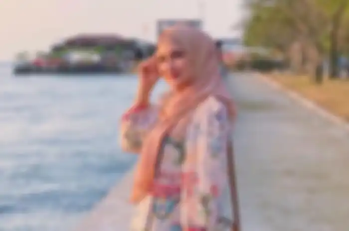 Pesinetron cantik ini mantap jadi mualaf hingga takut diusri keluarga dan jalankan puasa secara diam-diam, begini nasibnya sekarang!