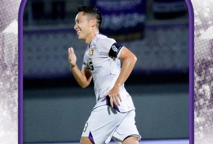 Selebrasi Arthur Irawan usai mencetak gol untuk Persik Kediri ke gawang Dewa United pada pekan ke-32 Liga 1 2022/2023.