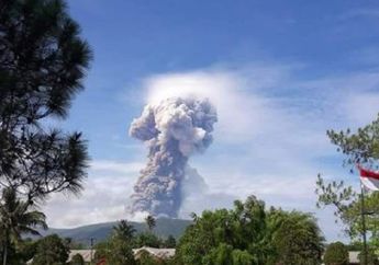 Gunung Soputan Meletus Keluarkan Abu Vulkanik Setinggi 4 Km, BNPB  Himbau Warga Tetap Tenang