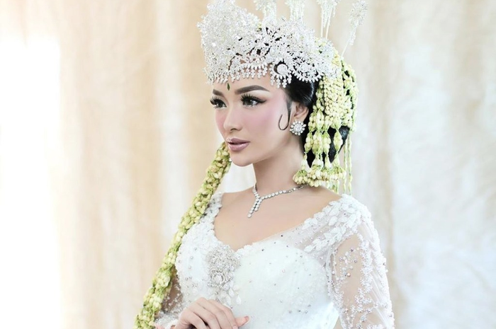 Respons orangtua Zaskia Gotik saat anaknya nikah siri