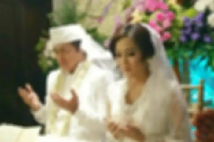 Adjie Pangestu dan Novita Petria menikah