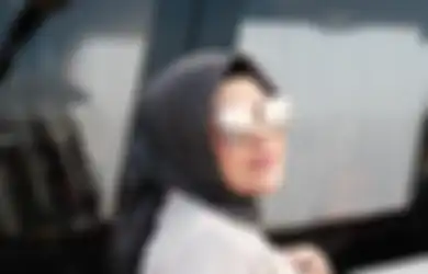 Keranjingan Beli Barang Branded, Berikut Koleksi One Set Aurel Hermansyah yang Harganya Bikin Jiwa Miskin Menjerit