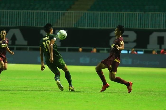 Pertandingan Tira Persikabo kontra PSM Makassar di Stadion Pakansari, Kabupaten Bogor, Rabu (29/5/2019).