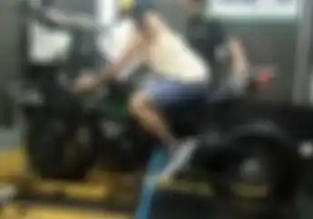 Preman Terkuat di Bumi Beralih Profesi Jadi Mekanik Moge Terkencang