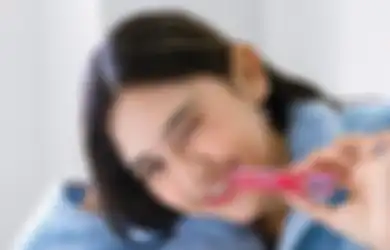 Suka Tampil Alami dan Merona, Ziva Magnolya Bocorin 4 Produk Simpel barenbliss 