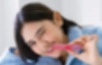 Suka Tampil Alami dan Merona, Ziva Magnolya Bocorin 4 Produk Simpel barenbliss 
