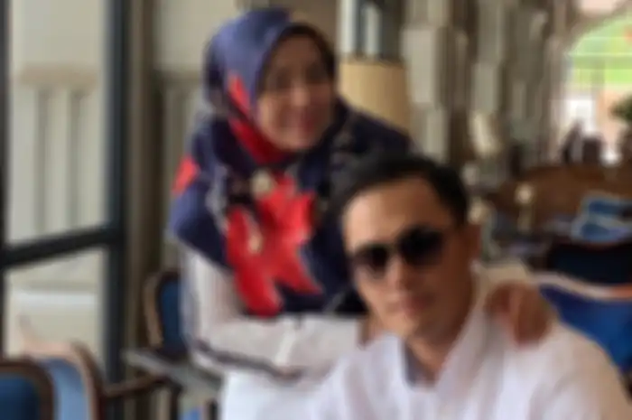 Muzdalifah dan  Fadel Islami 