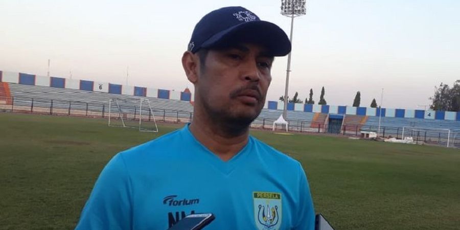 Pelatih Persela Tanggapi Soal Persib Main Tanpa Ezechiel