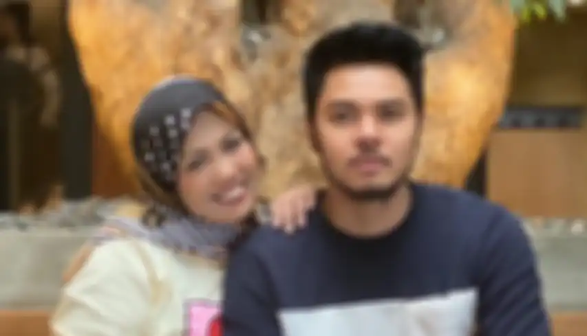 Alasan Elly Sugigi terus pacari berondong