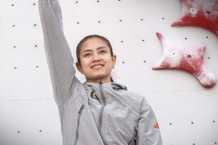 Atlet panjat tebing Indonesia Desak Made Rita Kusuma Dewi berhasil meraih medali emas pada nomor sprint Kejuaraan Panjat Tebing Dunia 2026 di Krakow, Polandia.
