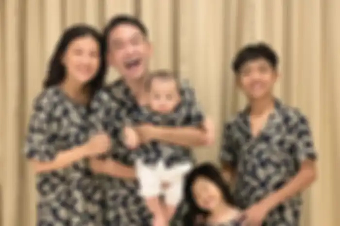 Keluarga Ruben Onsu dan Sarwendah