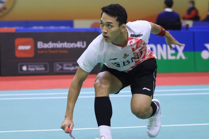 Pemain tunggal putra Indonesia, Jonatan Christie pada pertandingan babak 16 besar India Open 2023 di K. D. Jadhav Indoor Hall, New Delhi, India pada hari Kamis (19/1/2023)