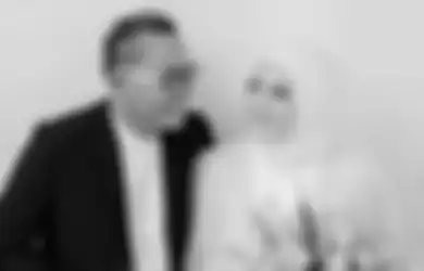 Menangis di Pelukan Adiknya, Nathalie Holscher Terkenang Sosok Ini Jelang Pernikahannya dengan Sule: Semoga Lihat dari Sana