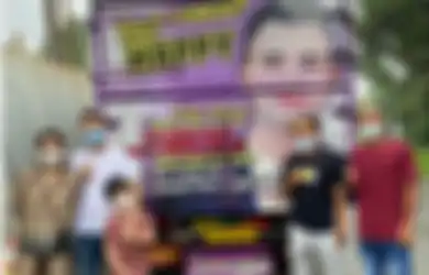 Giliran Wajah Nagita Slavina yang Terpampang di Belakang Truk, Raffi Ahmad Kegirangan Baca Tulisannya