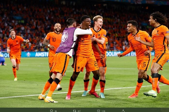 Timnas Belanda meraih kemenangan dalam pertandingan pertamanya di EURO 2020 dengan menaklukkan timnas Ukraina 3-2.