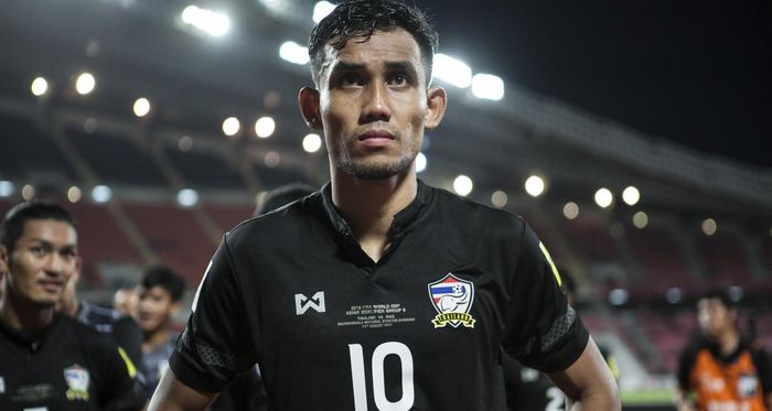 Striker timnas Thailand, Teerasil Dangda