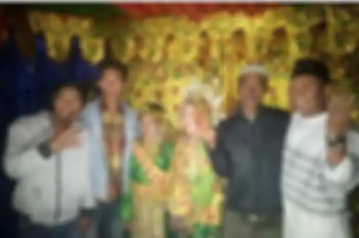 Prosesi usai akad nikah bocah SD dan gadi SMK di Sulsel