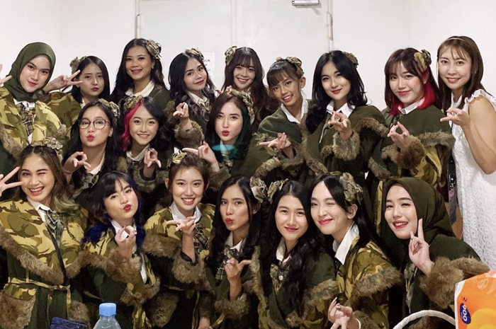 Gaya member JKT48 Gen 1