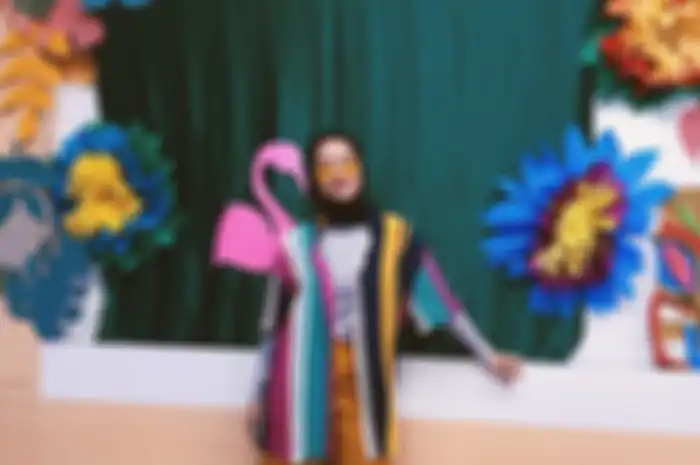 Outfit hijab anti mainstream untuk hangout