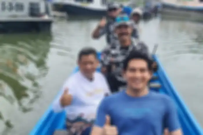 Langkah berani baru saja diambil oleh mantan pesinetron dan politikus Lucky Hakim yang memilih untuk berhenti dari jabatannya sebagai wakil bupati Indramayu.