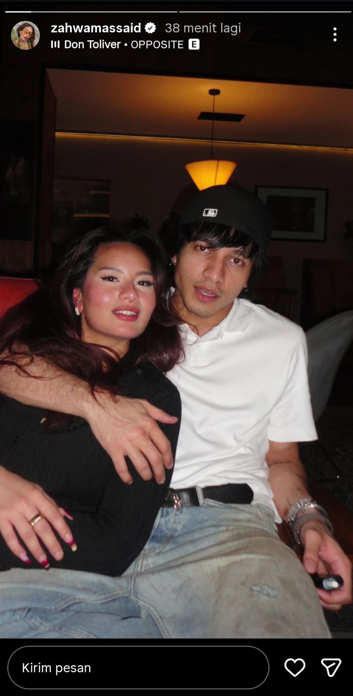 Zahwa Massaid pose mesra dengan Jefri Nichol, pacaran?