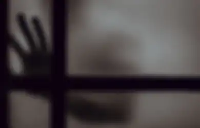 Gunakan Pakaian Dalam Putrinya untuk Puaskan Nafsu, Pria Ini Diam-diam Pasang Kamera Tersembunyi di Kamar sang Anak, Aksi Bejat Terbongkar Karena Ini