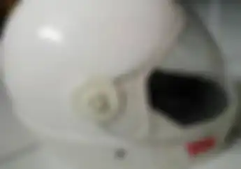 Helm Legendaris Honda Ini Dijual Rp 25 Ribuan, Komentar Netizen Bikin Ngakak
