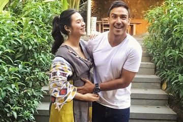 Foto Raisa Menggendong Bayi Saat di Rumah Sakit Tersebar, Terungkap Jenis Kelamin Anak Pertamanya