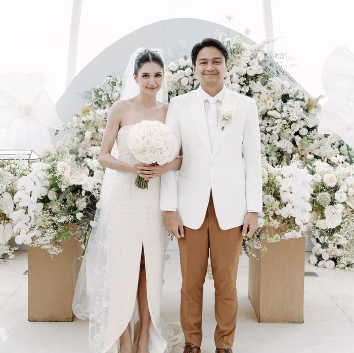 Mikha Tambayong kenakan gaun pengantin mendiang sang ibunda