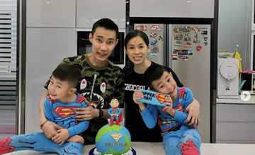 Lee Chong Wei bersama sang istri, Wong Mew Choo dan kedua putranya, Kingston Lee dan Terrance Lee.
