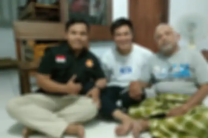 Baim Wong, Kakek Suhud, dan anaknya