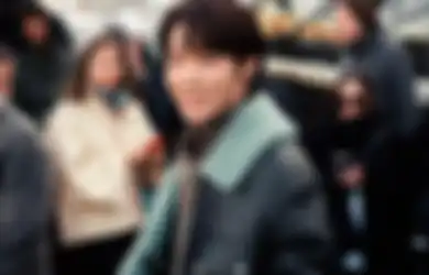 Setelah Dior dan Louis Vuitton, Kini J-Hope Terlihat Hadir untuk Hermes!