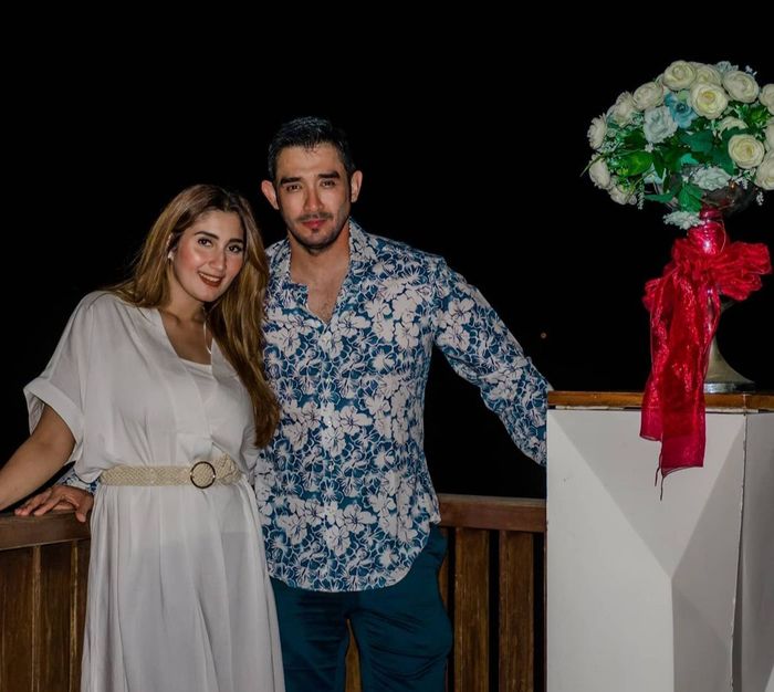 Tania Nadira dan Abdulla Alwi