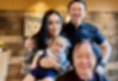Perayaan ulang tahun ibunda Ahok yang dihadiri Puput Nastiti Devi dan bayinya