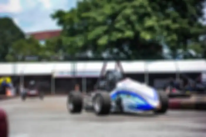 Tim mobil listrik Garuda EV-22 UNY berhasil memenangkan tiga penghargaan di Kejuaraan FESC IIMS yang berlangsung 30 Maret -10 April di Jakarta. 