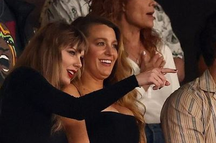 Taylor Swift nonton NFL lagi