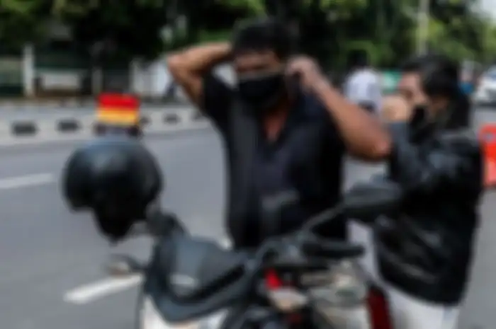 Polusi udara di Jakarta semakin buruk, pemotor yang terkena penyakit ISPA bisa mengobatinya dengan menggunakan bahan dapur murah.