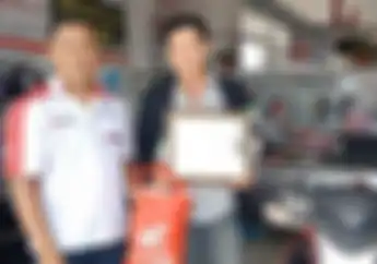 Beda Dengan Astra Motor Pontianak, Ini Cara Mereka Sambut Hari Pelanggan yang Unik