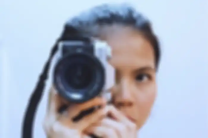 Greysia Polii yang meraih emas Olimpiade Tokyo 2020 bersama Apriyani Rahayu memiliki hobi fotografi sejak lama. 