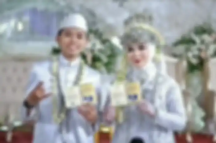 Foto pernikahan Rozy Zay Hakiki dan Norma Risma. Kini keduanya berseteru hebat usai kasus menantu dan mertua viral.